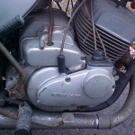 Note how the carbs cable cross over, easy to compare with the first side pictures